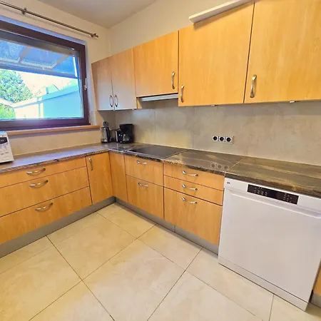 Semesterbostad Nature & House I Free Parking *